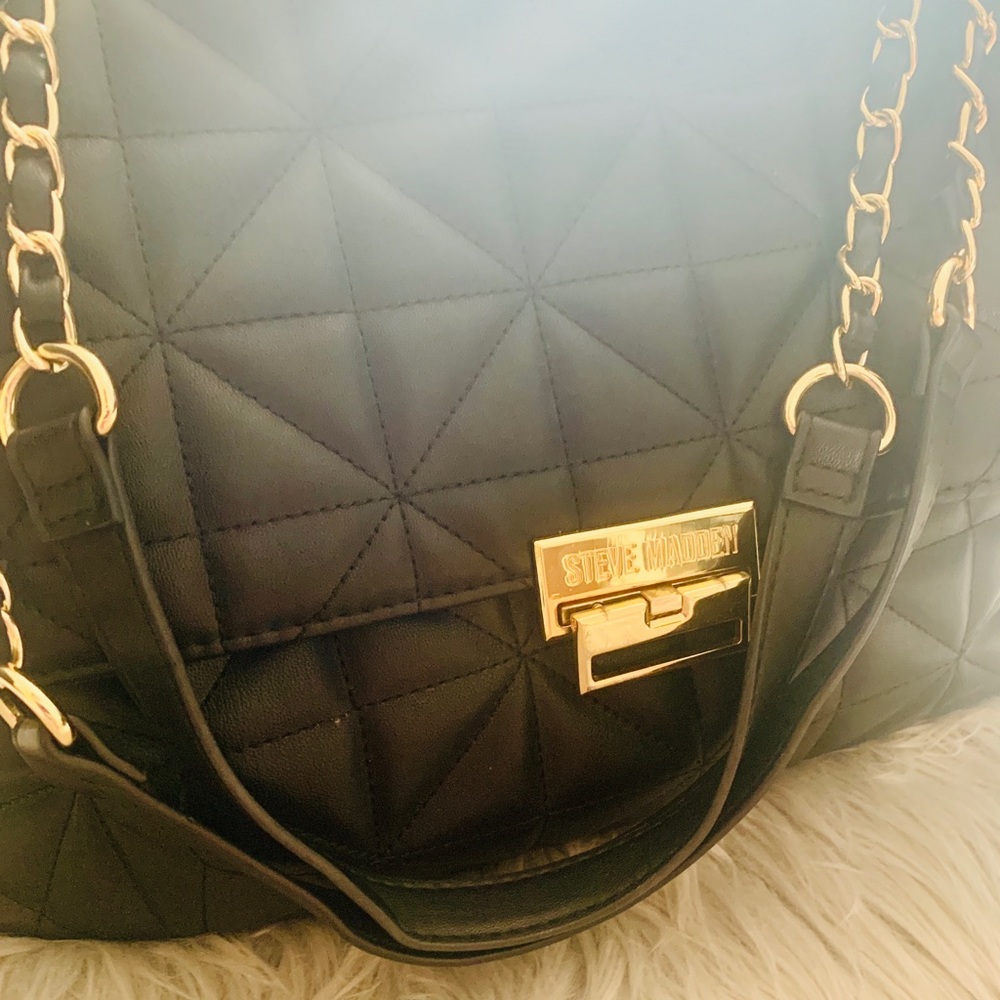 Black Steve Madden shoulder bag
